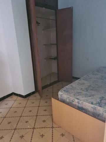 6 bedroom Townhouse for sale in Alcanar - € 68,000 (Ref: 9414474)