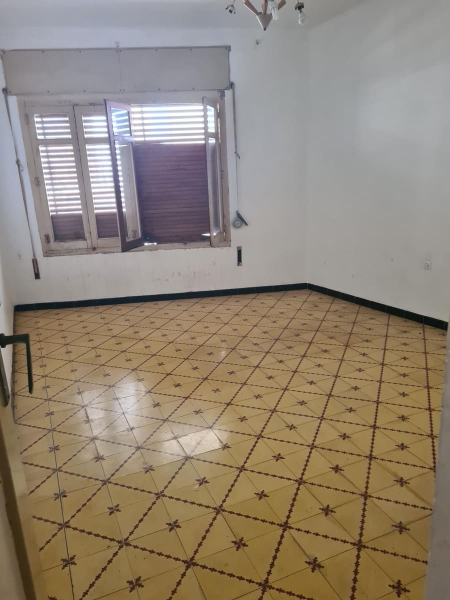 6 bedroom Townhouse for sale in Alcanar - € 68,000 (Ref: 9414474)