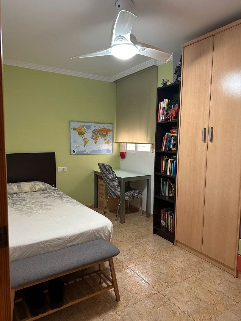 3 bedroom Flat for sale in Vinaros with garage - € 198,000 (Ref: 9414477)