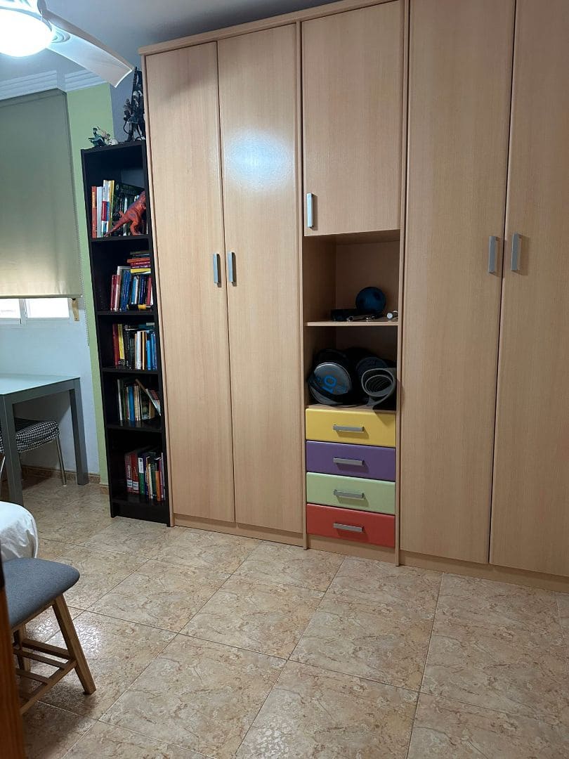 3 bedroom Flat for sale in Vinaros with garage - € 198,000 (Ref: 9414477)