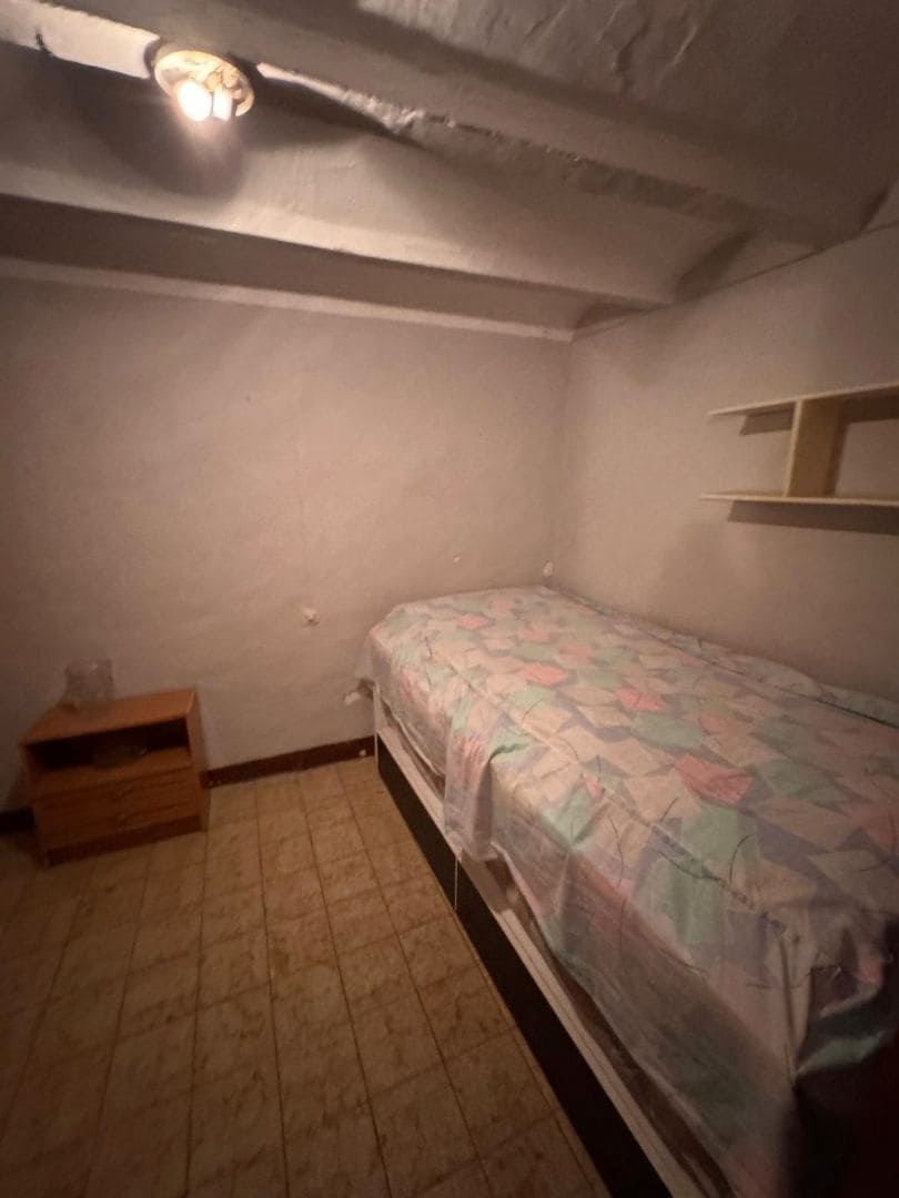 4 bedroom Townhouse for sale in Ulldecona - € 88,000 (Ref: 9414479)