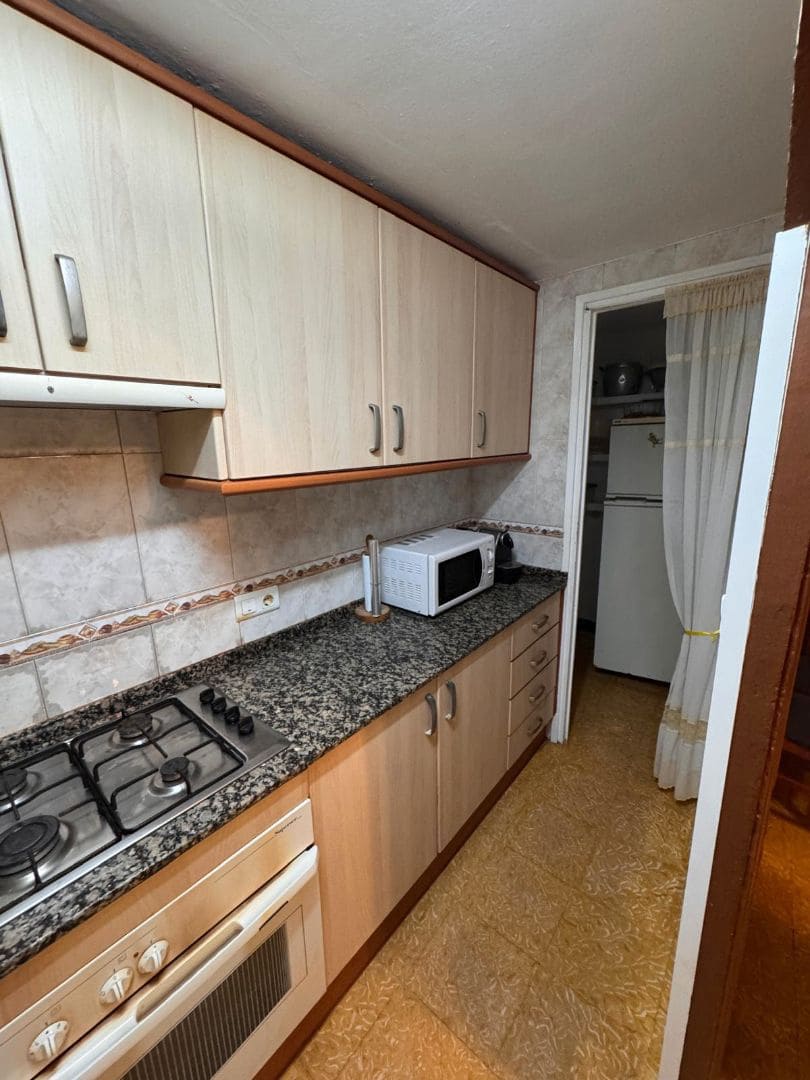 4 bedroom Townhouse for sale in Ulldecona - € 88,000 (Ref: 9414479)