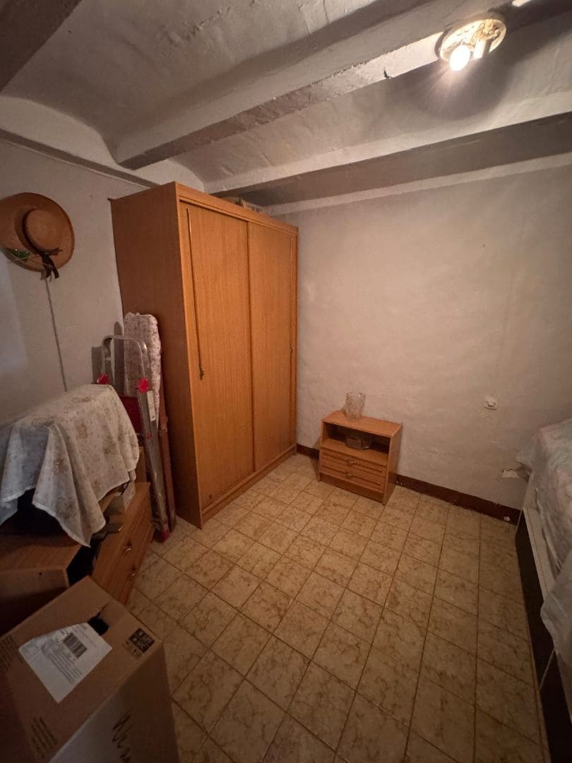 4 bedroom Townhouse for sale in Ulldecona - € 88,000 (Ref: 9414479)