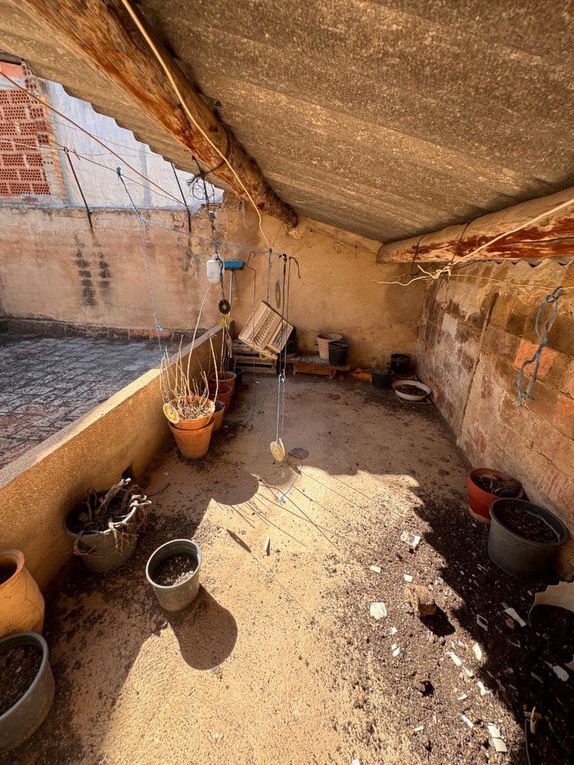 4 bedroom Townhouse for sale in Ulldecona - € 88,000 (Ref: 9414479)