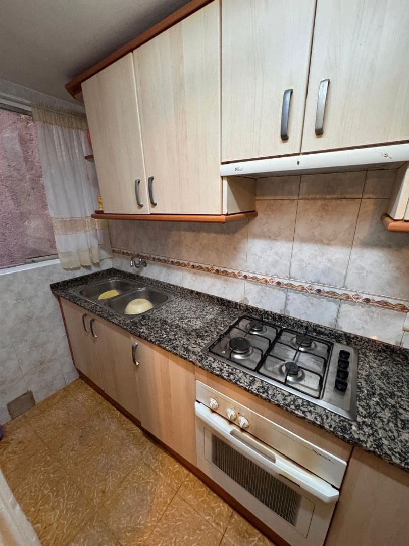 4 bedroom Townhouse for sale in Ulldecona - € 88,000 (Ref: 9414479)