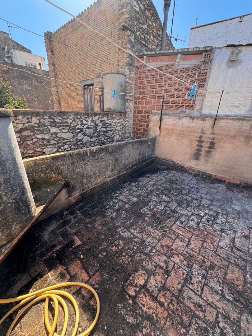 4 bedroom Townhouse for sale in Ulldecona - € 88,000 (Ref: 9414479)