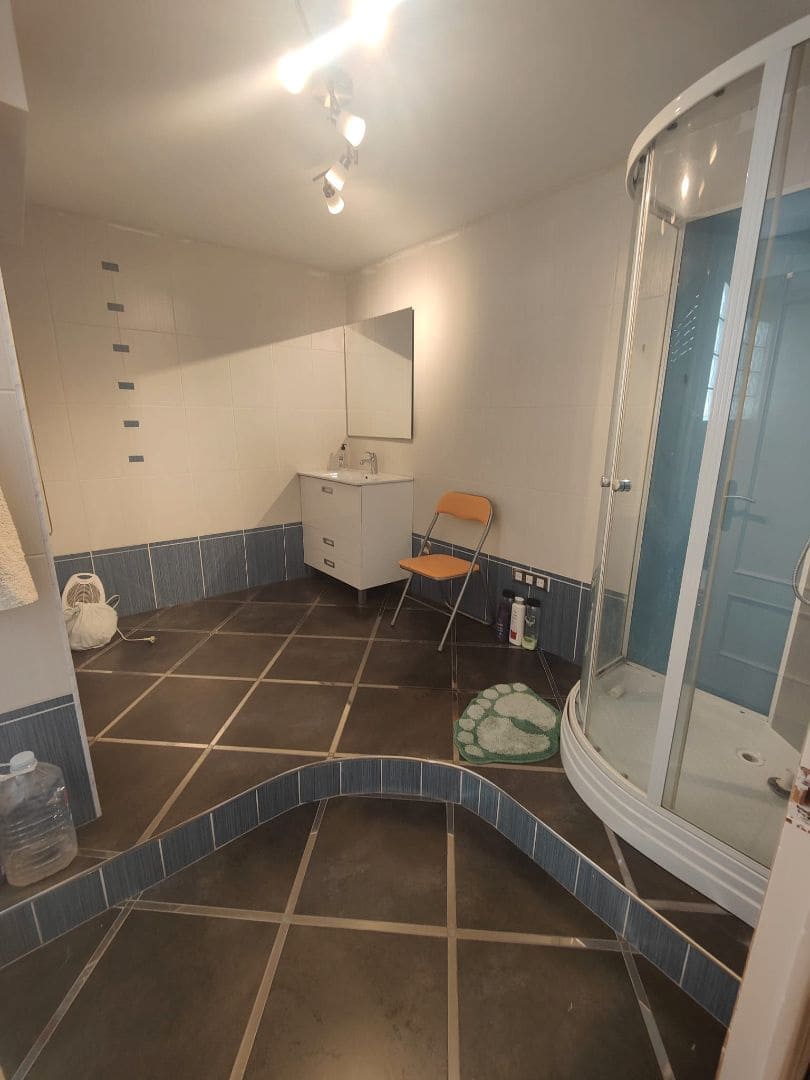 4 bedroom Flat for sale in Vinaros - € 111,100 (Ref: 9414480)