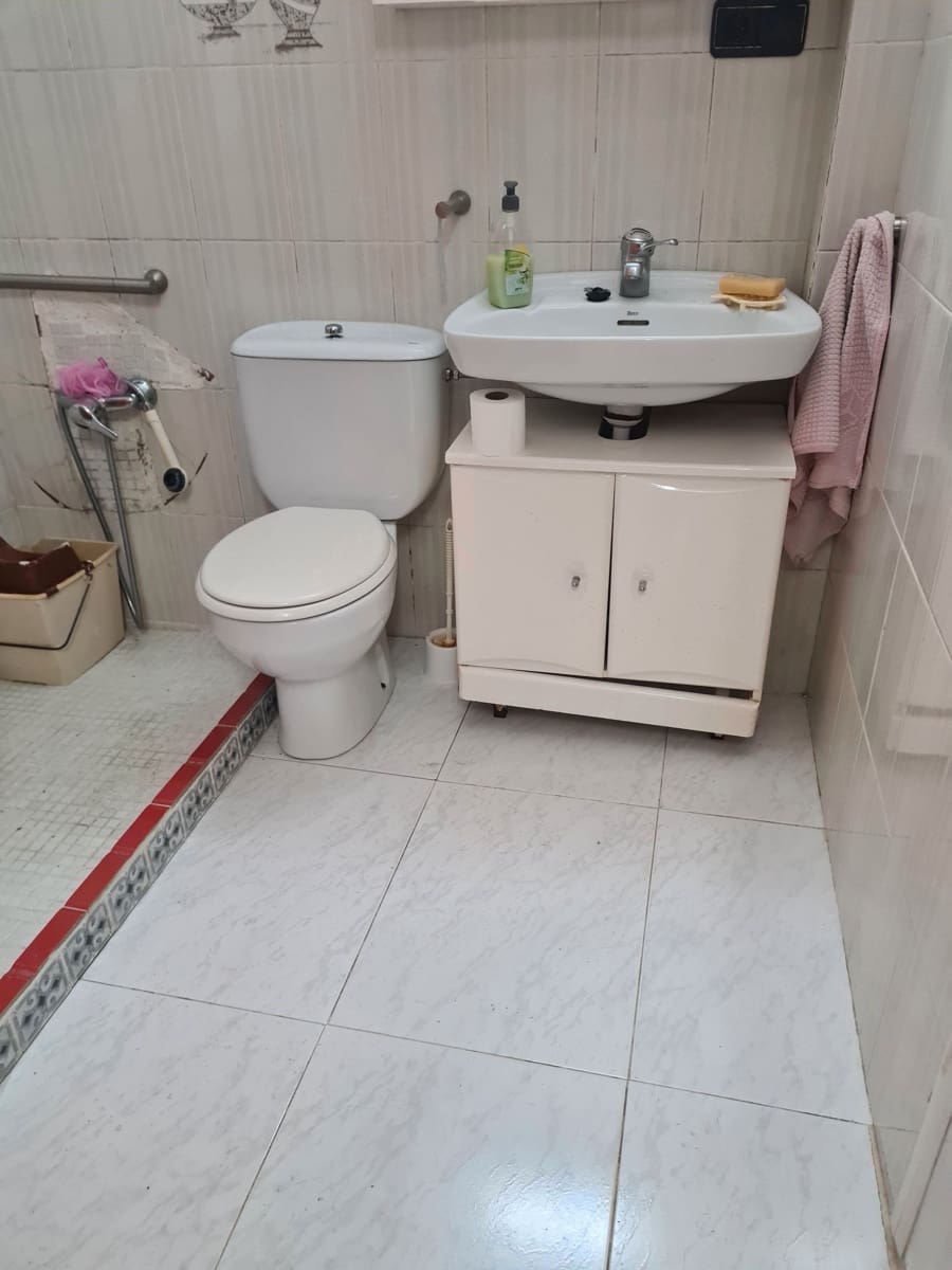 2 bedroom Apartment for sale in Vinaros - € 185,000 (Ref: 9414491)