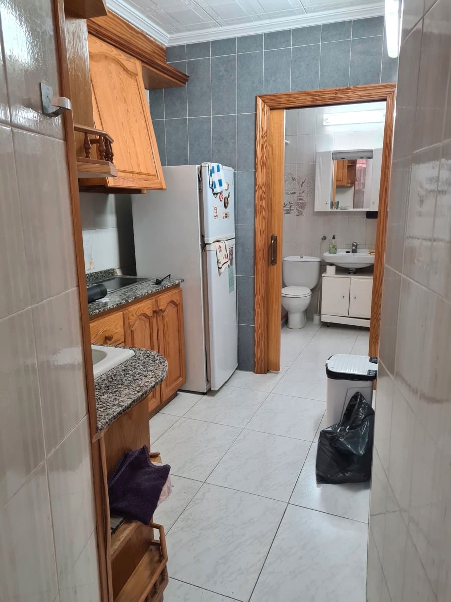 2 bedroom Apartment for sale in Vinaros - € 185,000 (Ref: 9414491)