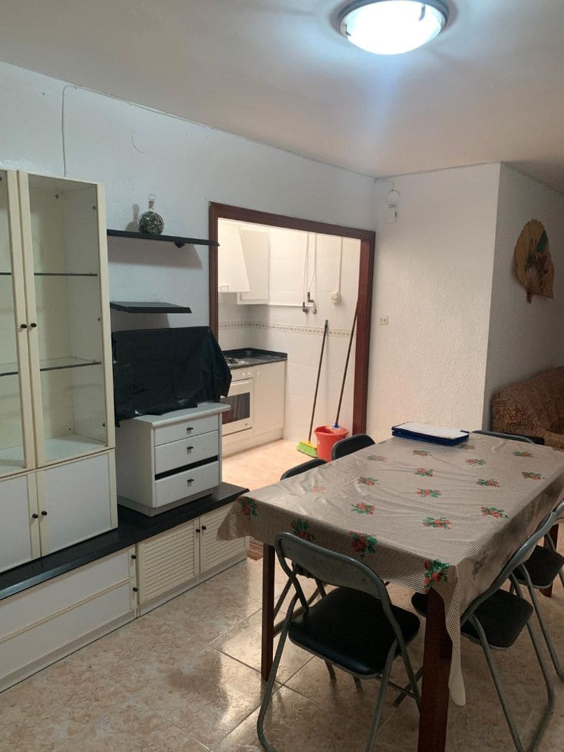 4 bedroom Townhouse for sale in Vinaros - € 150,000 (Ref: 9414492)