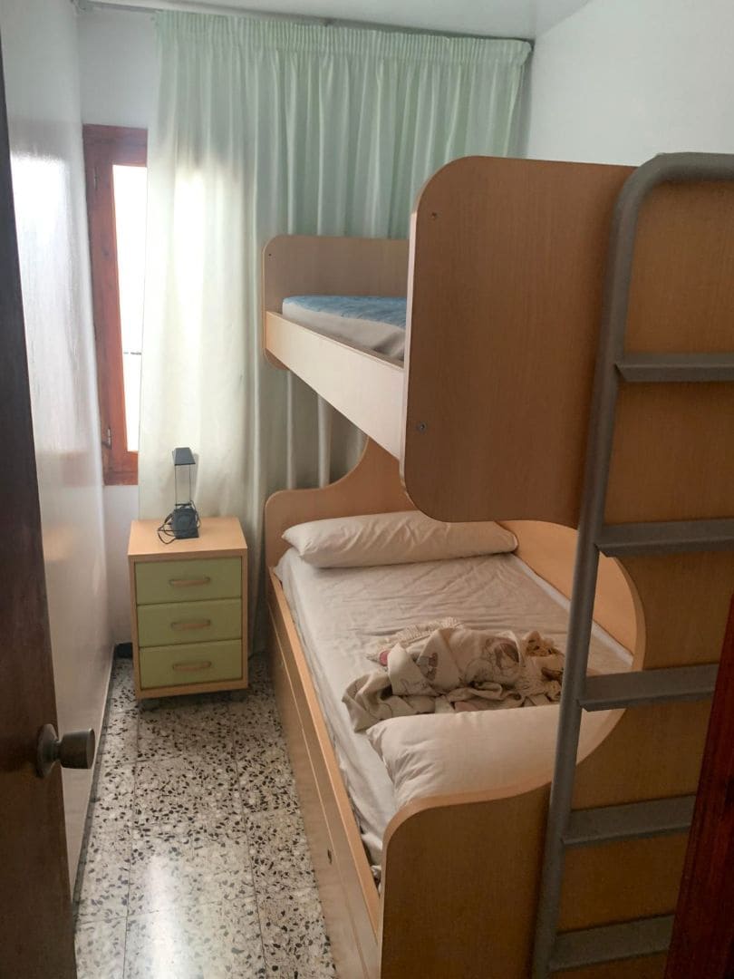 4 bedroom Townhouse for sale in Vinaros - € 150,000 (Ref: 9414492)