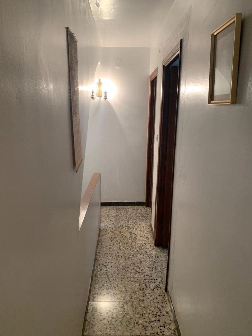 4 bedroom Townhouse for sale in Vinaros - € 150,000 (Ref: 9414492)