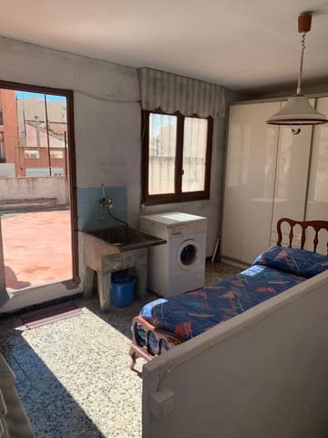 4 slaapkamer Huis te koop in Vinaròs - € 150.000 (Ref: 9414492)