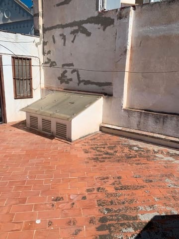 4 slaapkamer Huis te koop in Vinaròs - € 150.000 (Ref: 9414492)