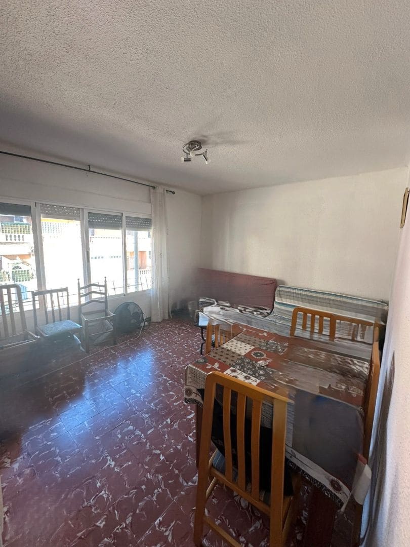 3 bedroom Flat for sale in Vinaros - € 104,000 (Ref: 9414493)