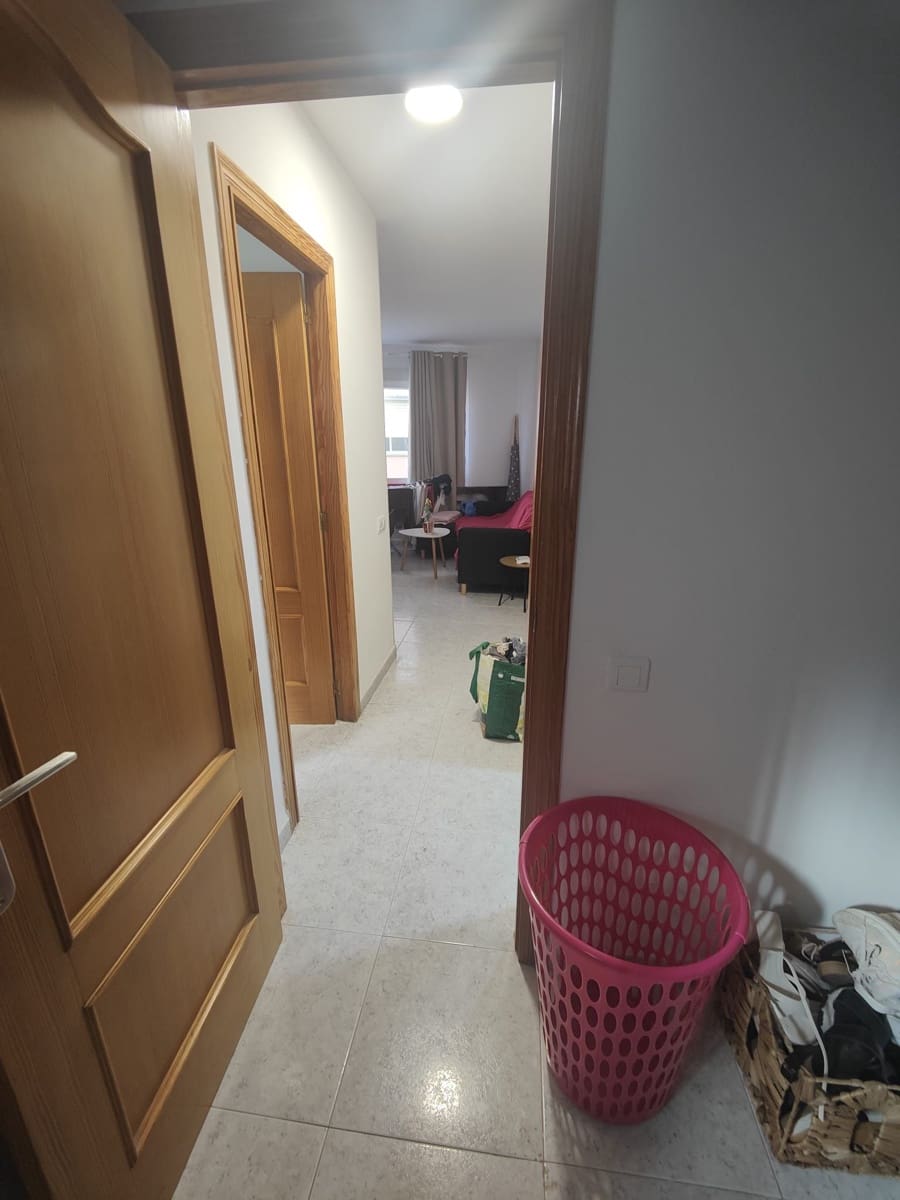 2 bedroom Apartment for sale in Vinaros - € 110,000 (Ref: 9414500)