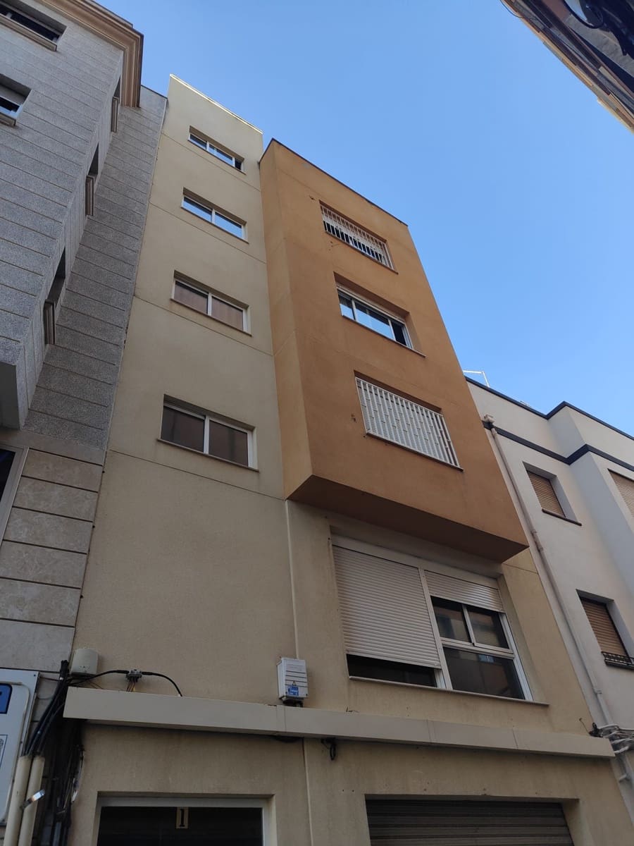 2 bedroom Apartment for sale in Vinaros - € 110,000 (Ref: 9414500)