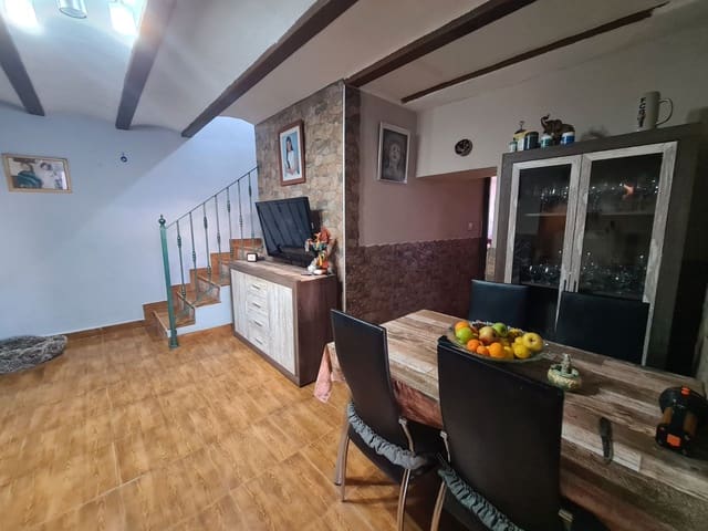 3 bedroom Finca/Country House for sale in Vinaròs with garage - € 175,000 (Ref: 9414502)