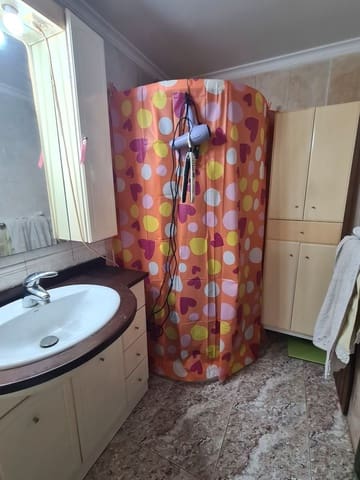 4 makuuhuone Asunto myytävänä paikassa Vinaròs mukana 
autotalli - 178 100 € (Ref: 9429099)