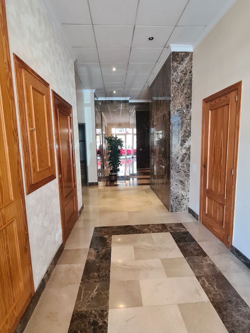 4 bedroom Flat for sale in Vinaros with garage - € 178,100 (Ref: 9429099)