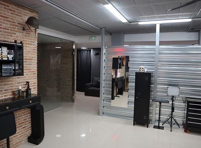 Local Commercial à vendre à Vinaròs - 150 000 € (Ref: 9435176)