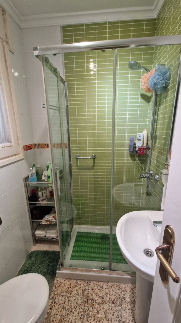 4 bedroom Flat for sale in Vinaros - € 175,000 (Ref: 9453593)