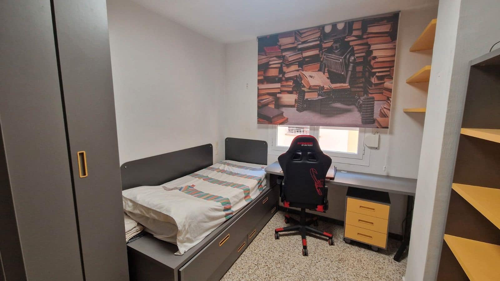 4 bedroom Flat for sale in Vinaros - € 175,000 (Ref: 9453593)