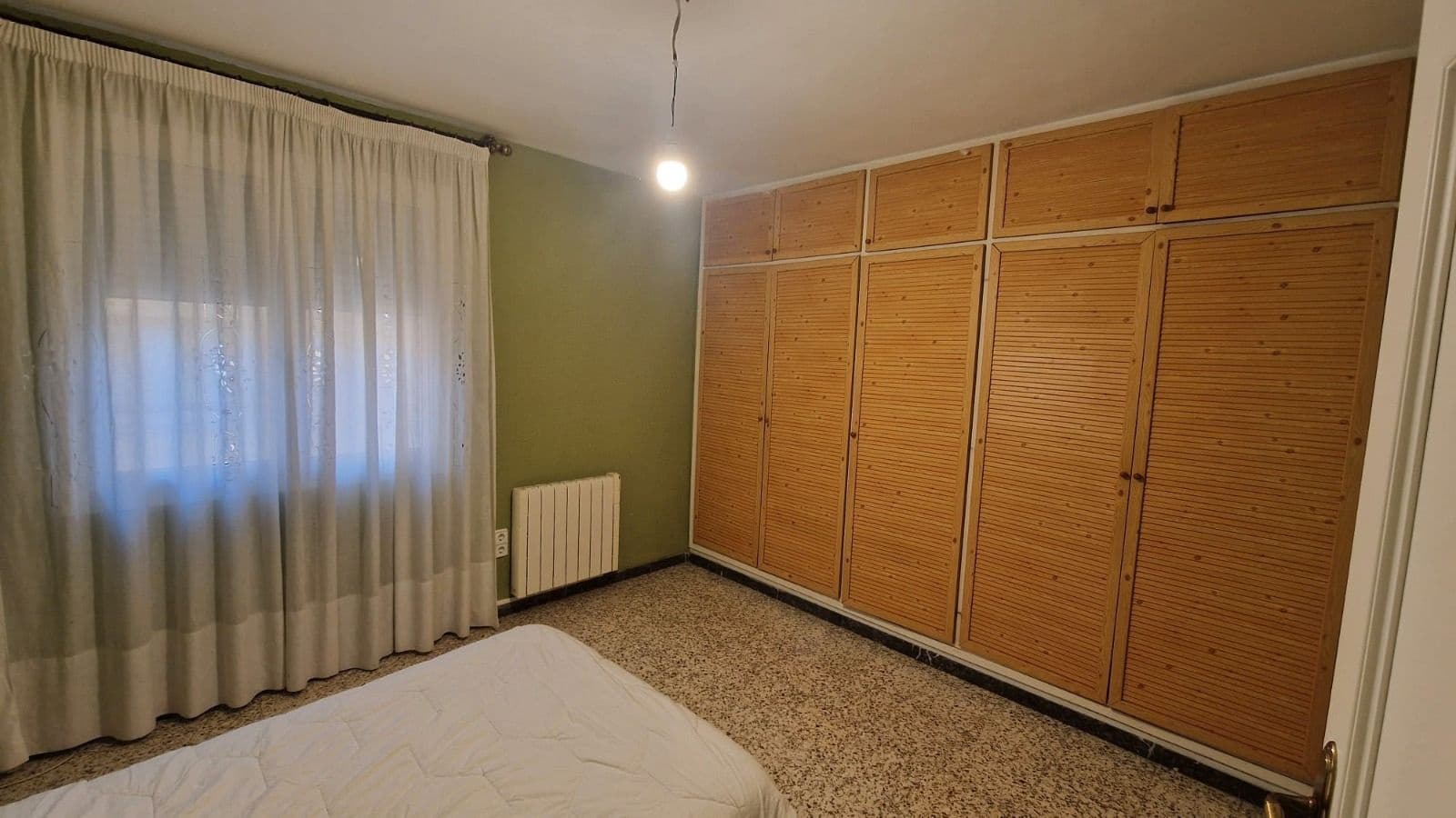 4 bedroom Flat for sale in Vinaros - € 175,000 (Ref: 9453593)