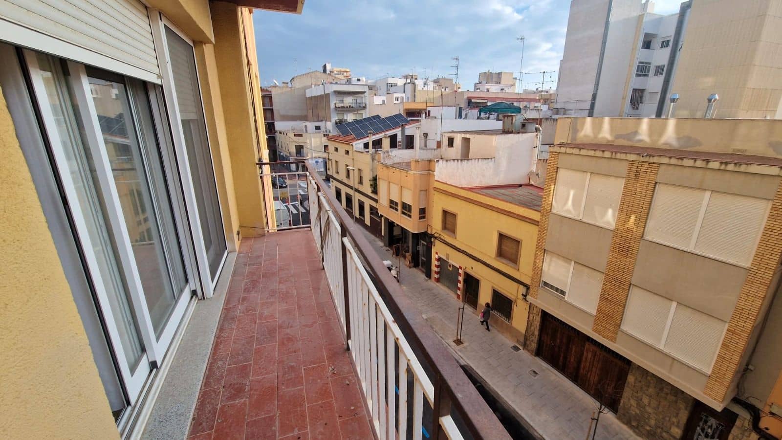 4 bedroom Flat for sale in Vinaros - € 175,000 (Ref: 9453593)