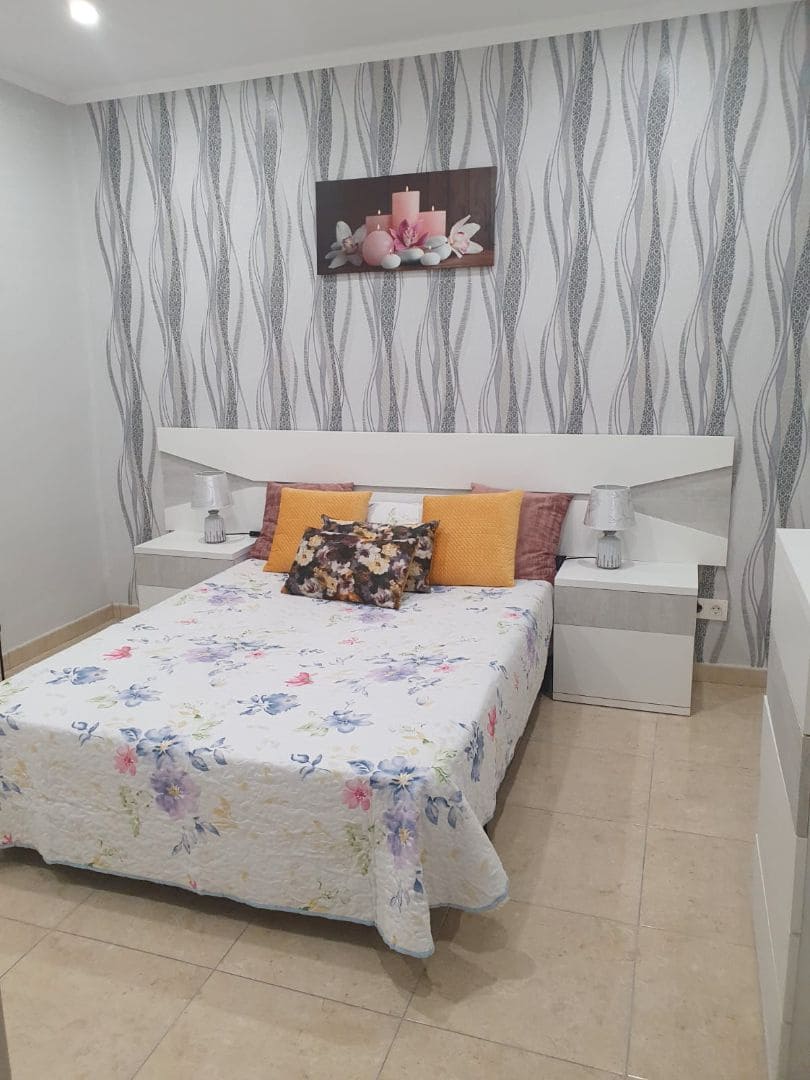 3 bedroom Flat for sale in Vinaros - € 105,200 (Ref: 9480767)