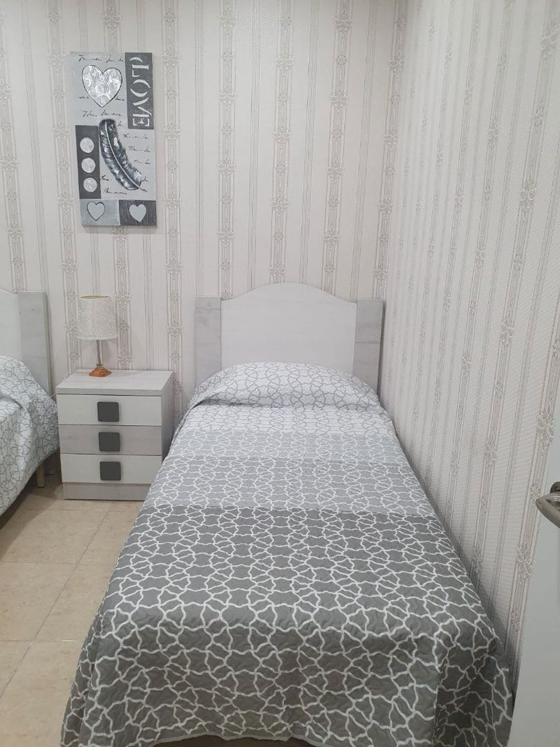 3 bedroom Flat for sale in Vinaros - € 105,200 (Ref: 9480767)