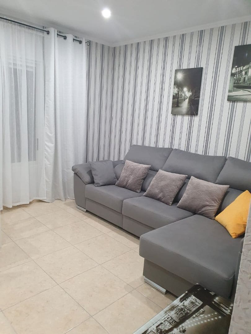 3 bedroom Flat for sale in Vinaros - € 105,200 (Ref: 9480767)