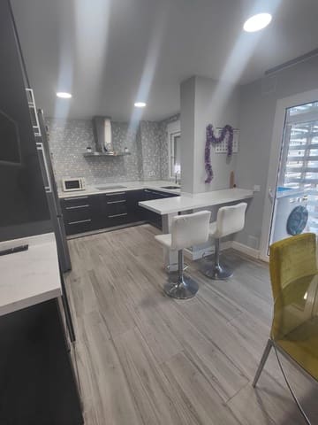 3 bedroom Flat for sale in Benicarló with garage - € 228,000 (Ref: 9500684)