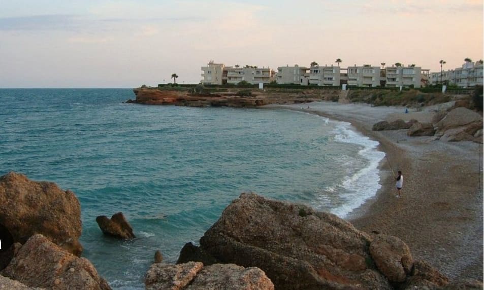 4 bedroom Villa for sale in Vinaros - € 275,000 (Ref: 9506358)