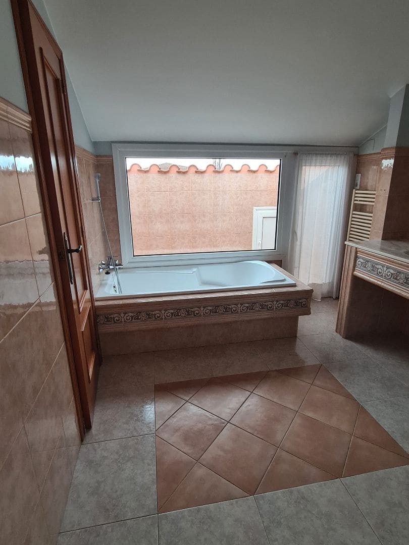 3 soverom Villa til salgs i Vinaros med svømmebasseng garasje - € 490 000 (Ref: 9566490)