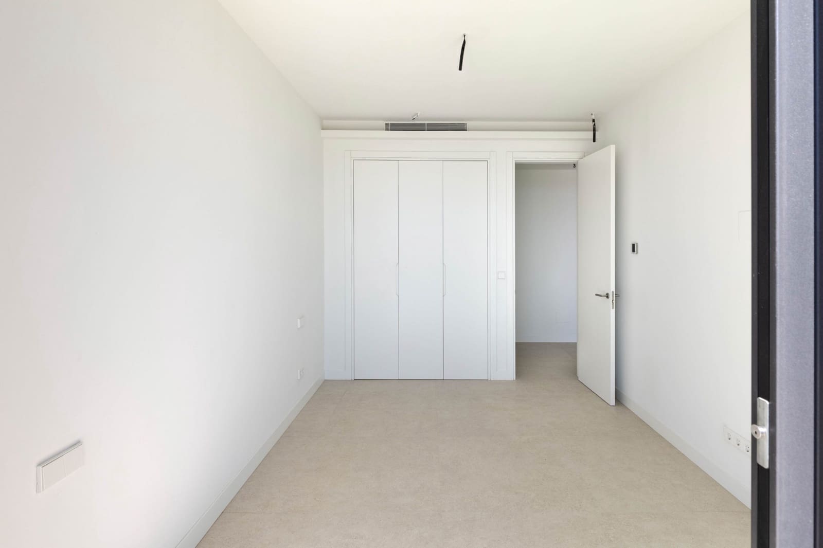 3 soveværelse Villa til salg i Benahavis med swimmingpool garage - € 1.895.000 (Ref: 10000207)