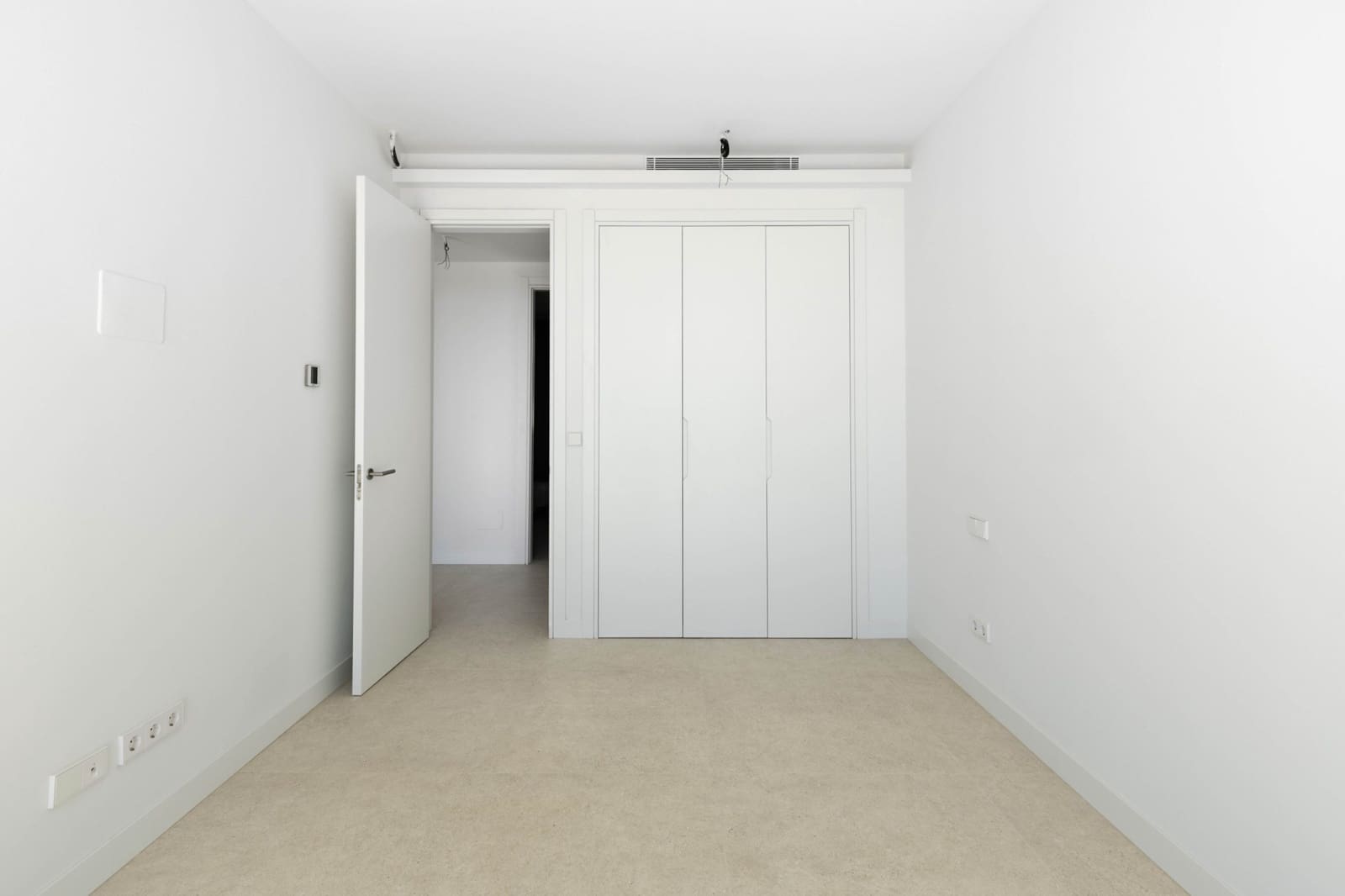 3 soveværelse Villa til salg i Benahavis med swimmingpool garage - € 1.895.000 (Ref: 10000207)
