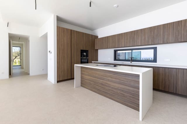 3 soveværelse Villa til salg i Montemayor - Marbella Club, Benahavís med swimmingpool garage - € 1.895.000 (Ref: 10000207)