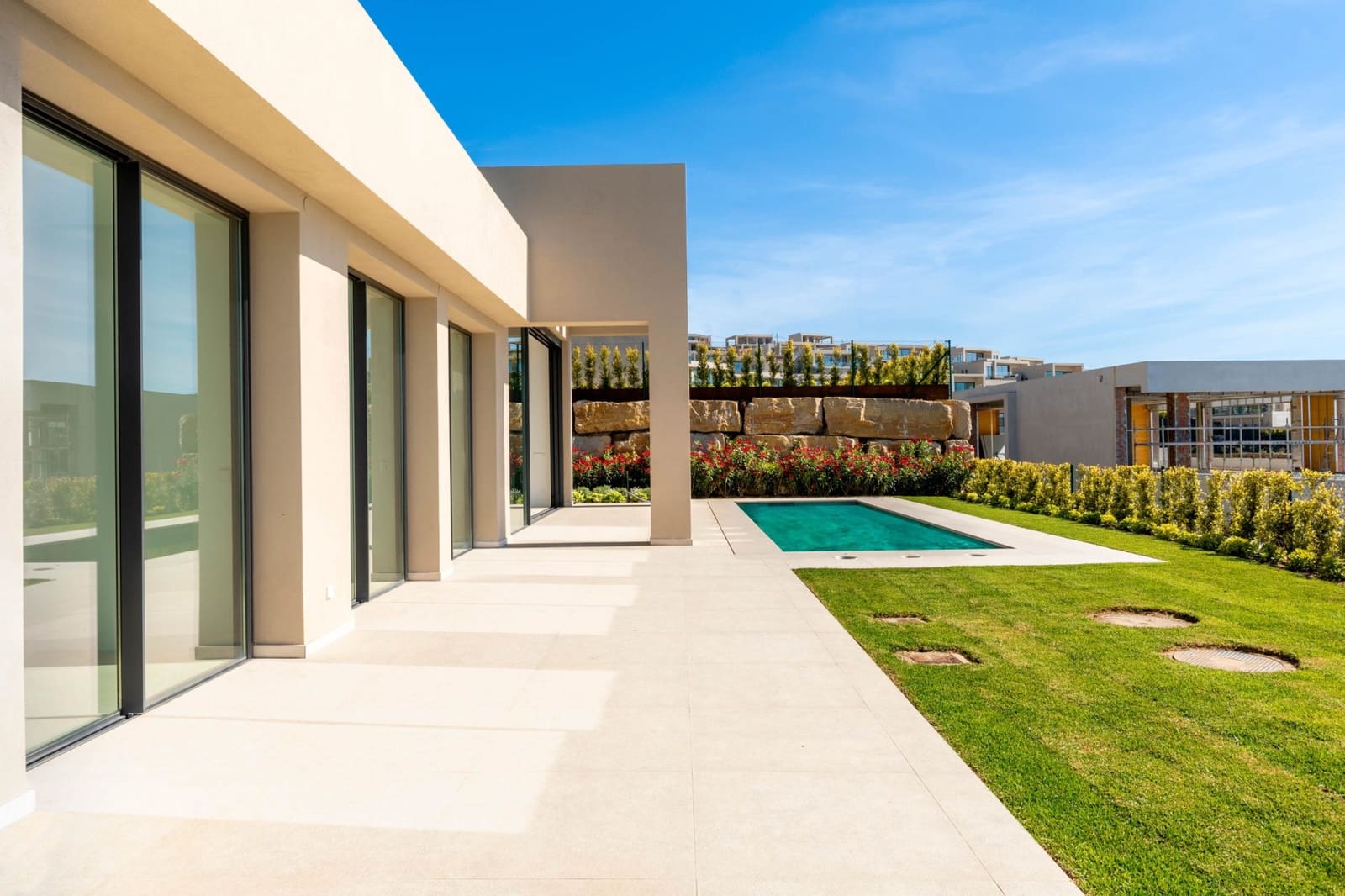 3 soveværelse Villa til salg i Benahavis med swimmingpool garage - € 1.895.000 (Ref: 10000207)