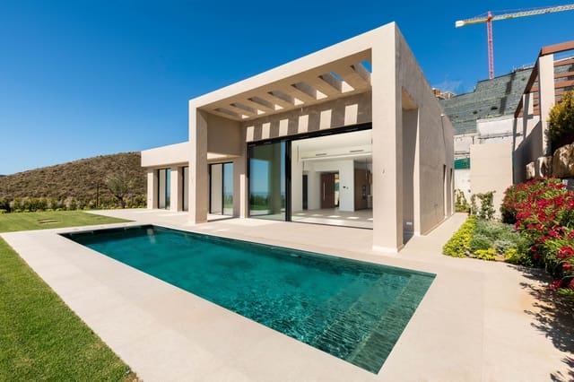 3 soveværelse Villa til salg i Montemayor - Marbella Club, Benahavís med swimmingpool garage - € 1.895.000 (Ref: 10000207)