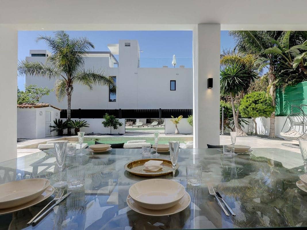 4 quarto Moradia para arrendar em Marbella com piscina garagem - 8 000 € (Ref: 10000209)