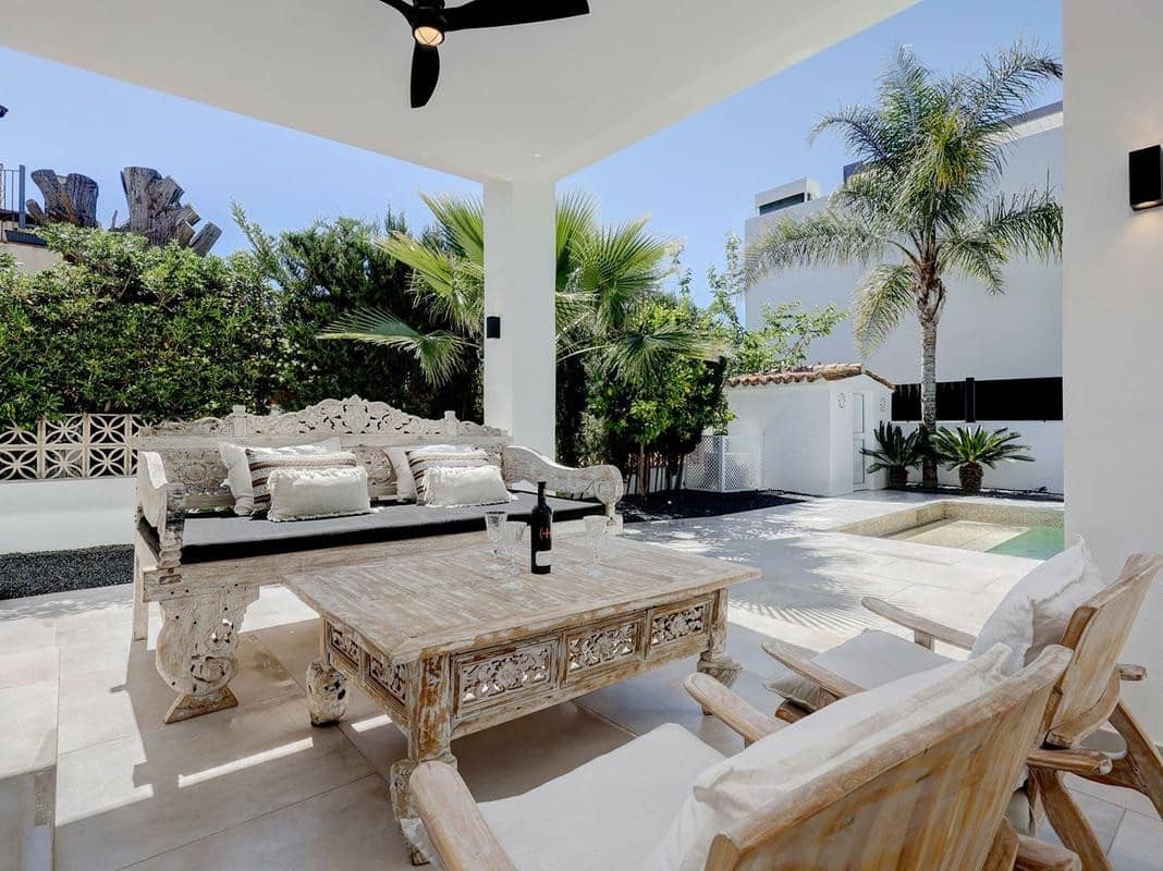 4 quarto Moradia para arrendar em Marbella com piscina garagem - 8 000 € (Ref: 10000209)