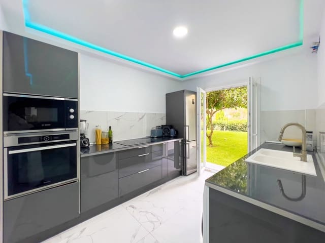 2 camera da letto Appartamento da affittare in La Quinta, Benahavís con piscina garage - 3.500 € (Rif: 10000210)