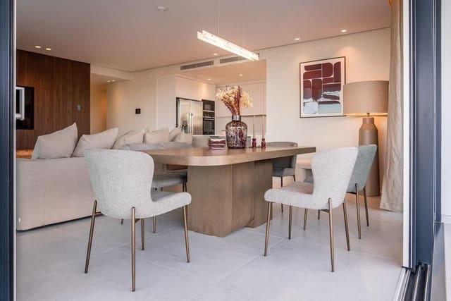 Appartement de 3 chambres à louer à Ojen avec piscine - 6 500 € (Ref: 10000211)