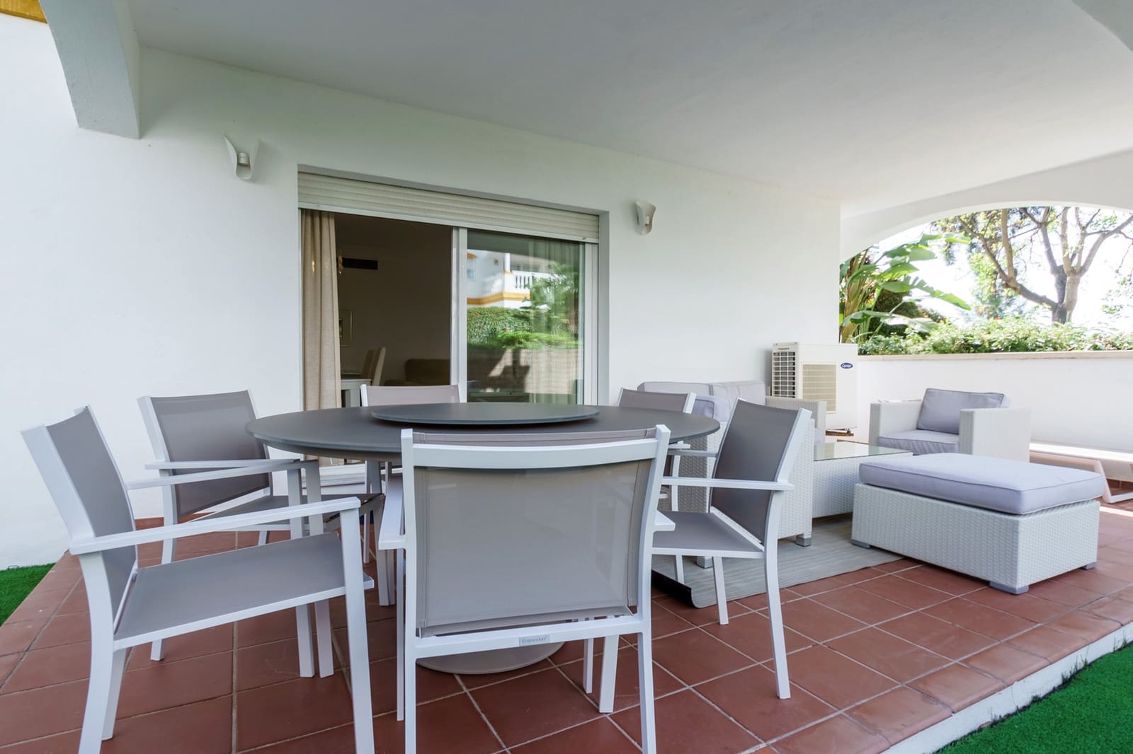 2 slaapkamer Appartement te huur in Marbella met zwembad garage - € 2.500 (Ref: 10002550)