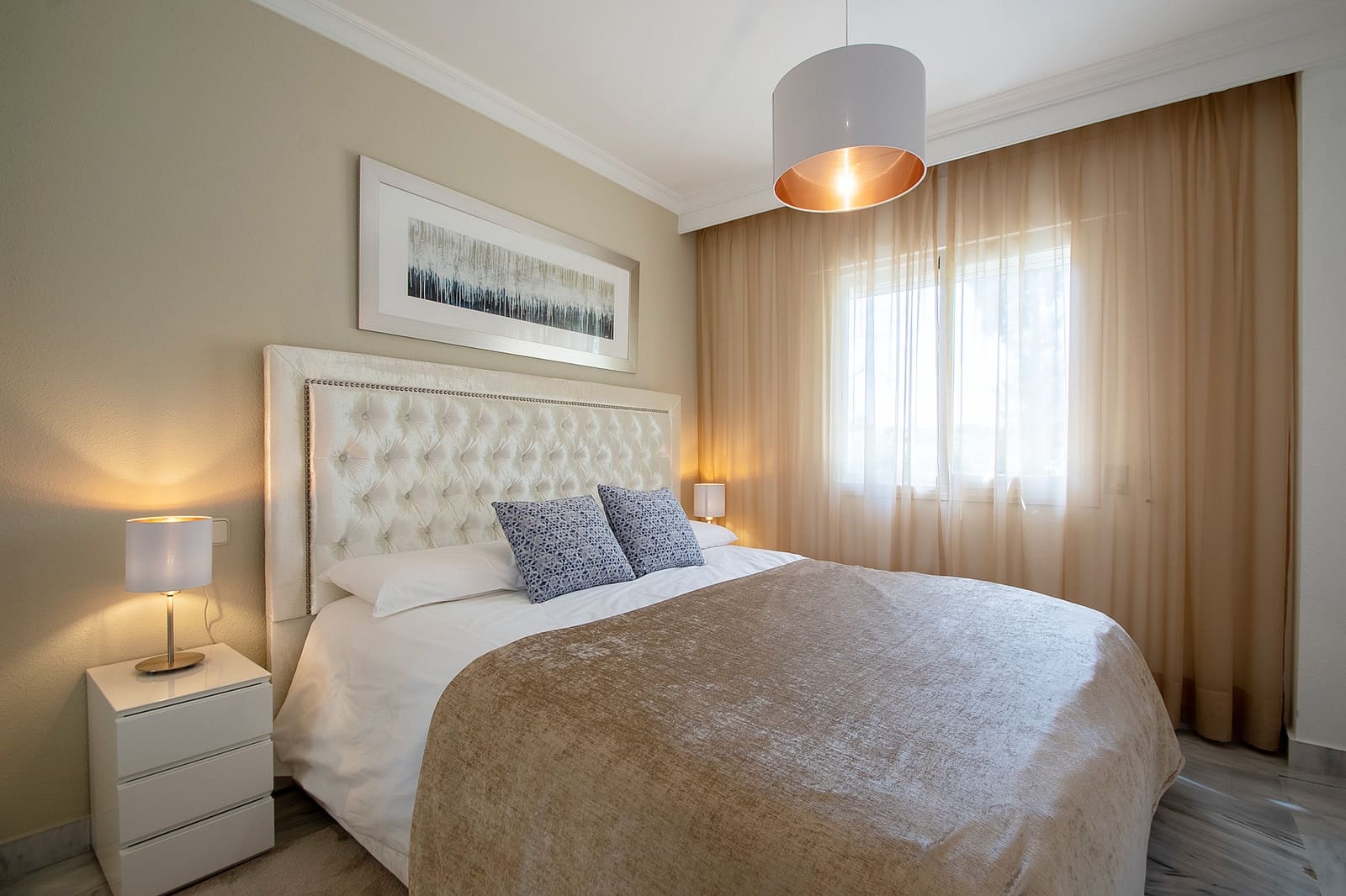 2 slaapkamer Appartement te huur in Marbella met zwembad garage - € 2.500 (Ref: 10002550)