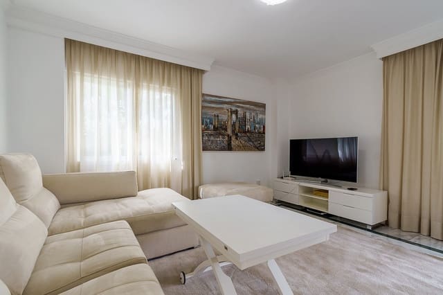 2 soverom Leilighet til leie i La Dama de Noche - La Alzambra, Marbella med svømmebasseng garasje - € 2 500 (Ref: 10002550)