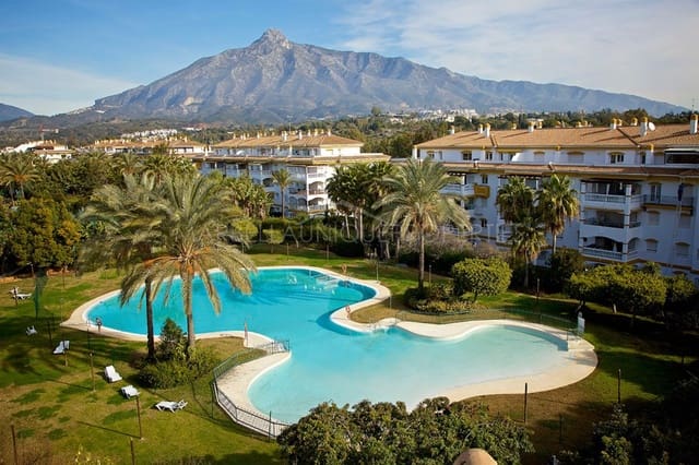 2 soverom Leilighet til leie i La Dama de Noche - La Alzambra, Marbella med svømmebasseng garasje - € 2 500 (Ref: 10002550)