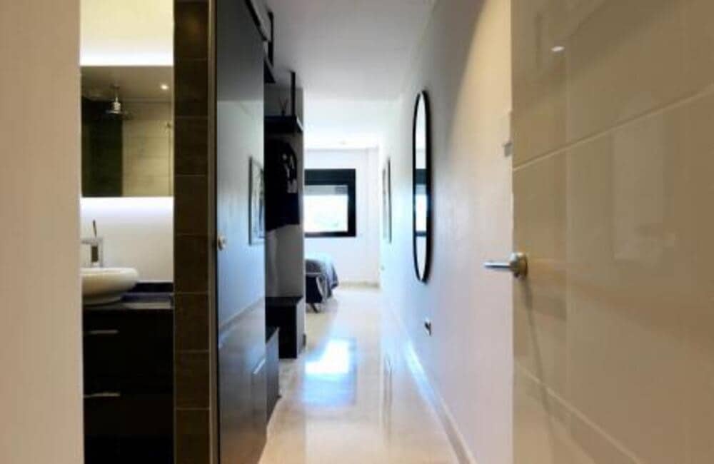 Apartamento de 3 habitaciones en Marbella en venta con piscina garaje - 799.000 € (Ref: 10002551)