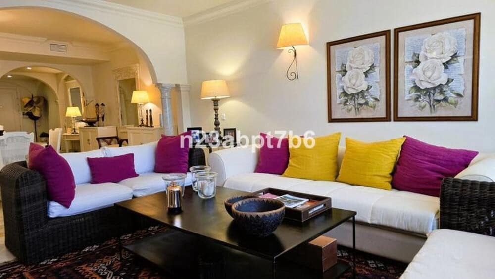 2 bedroom Apartment for rent in Marbella with pool garage - € 3,000 (Ref: 10002554)